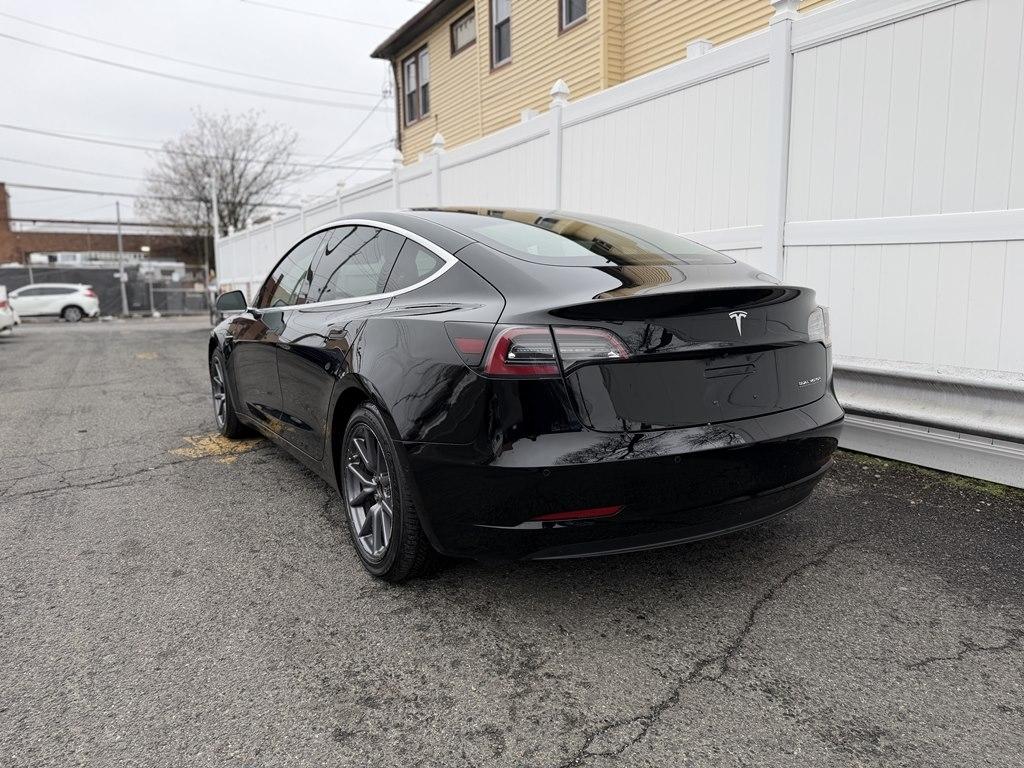 Tesla Model 3  2018