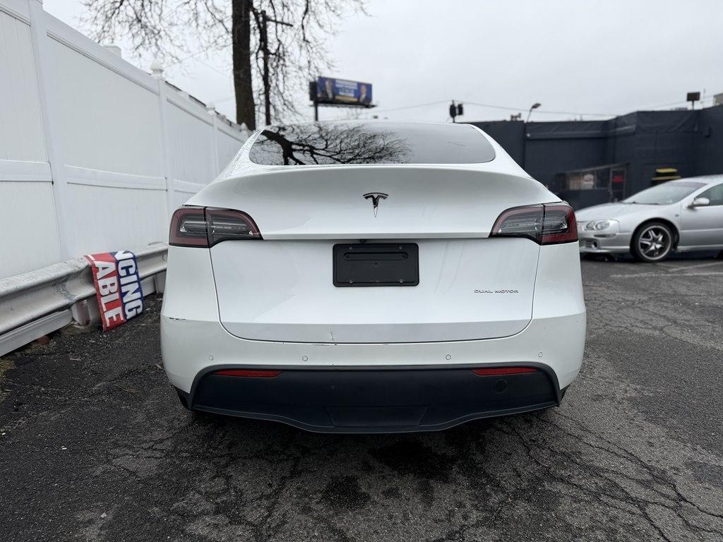 Tesla Model Y  2020