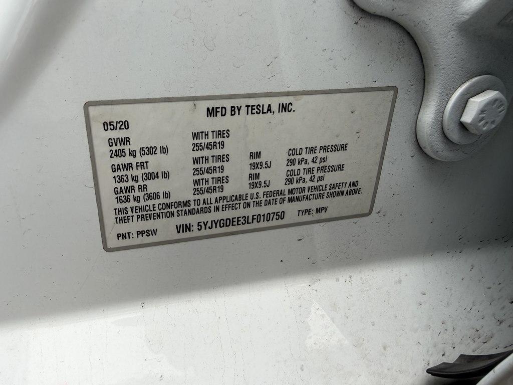 Tesla Model Y  2020