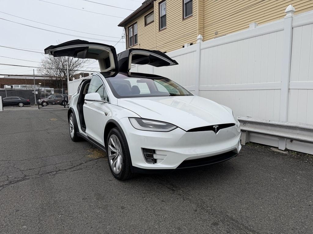 Tesla Model X  2016
