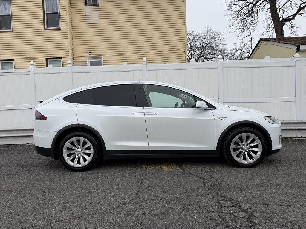 Tesla Model X  2016