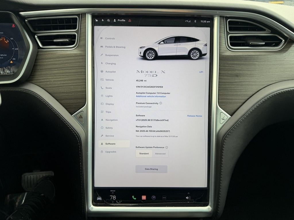 Tesla Model X  2016