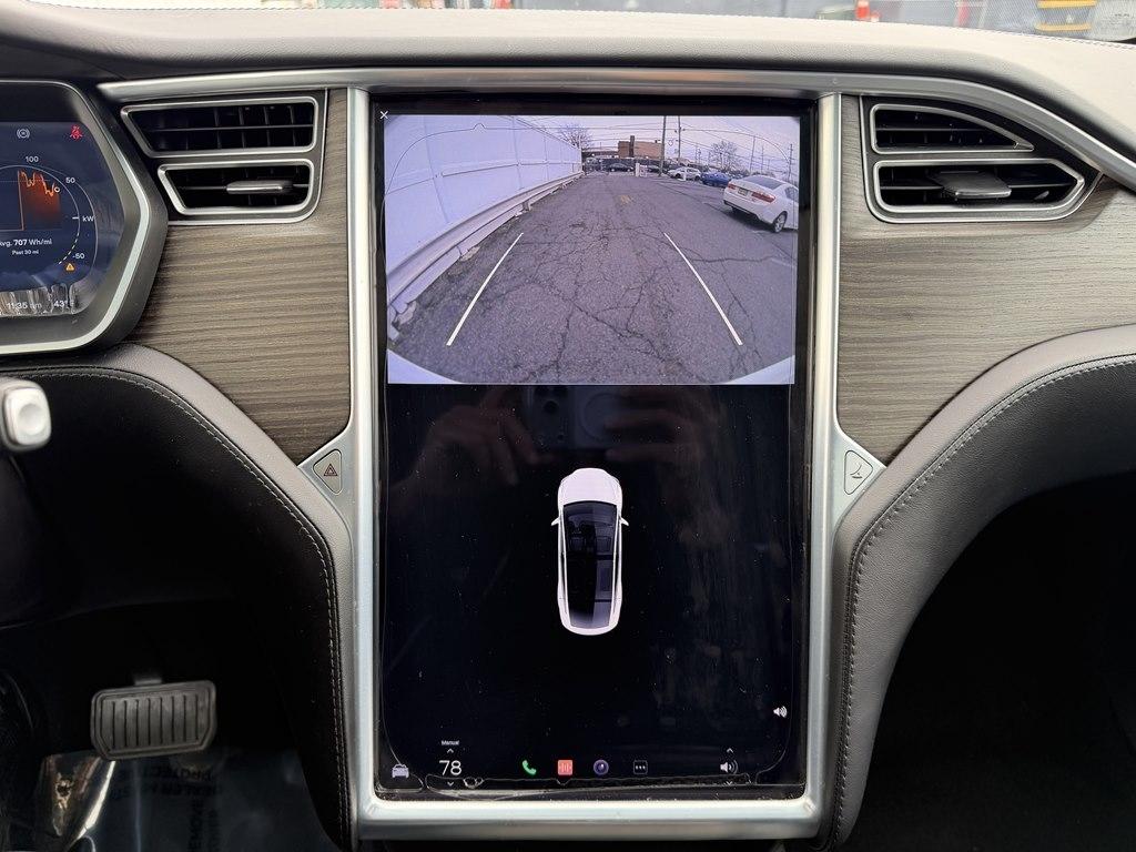 Tesla Model X  2016