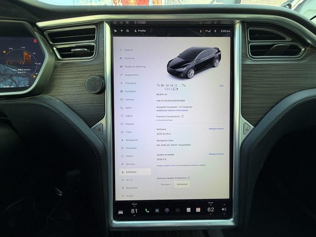 Tesla Model X  2016