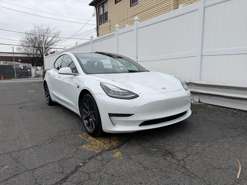 Tesla Model 3  2018