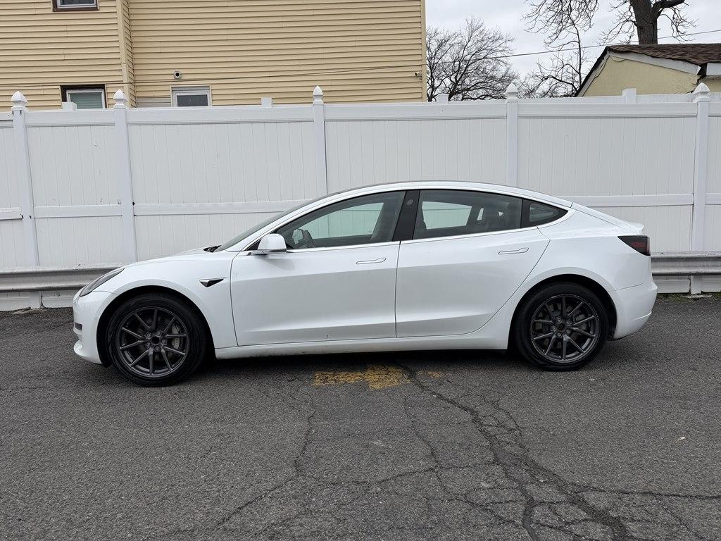 Tesla Model 3  2018