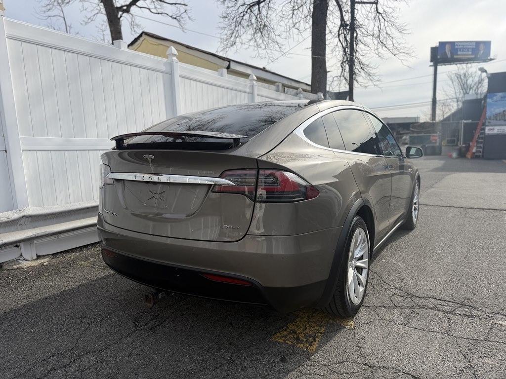 Tesla Model X  2016