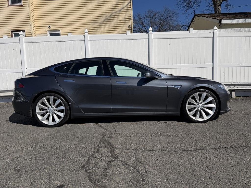 Tesla Model S  2015