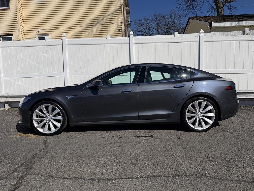 Tesla Model S  2015