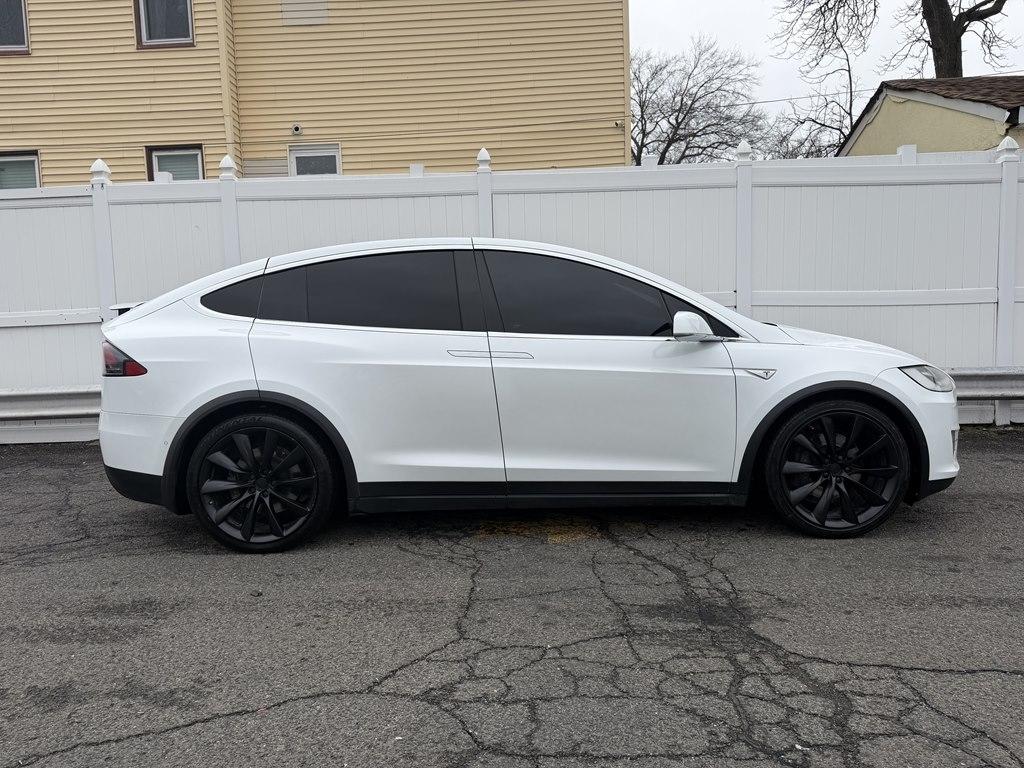 Tesla Model X  2016