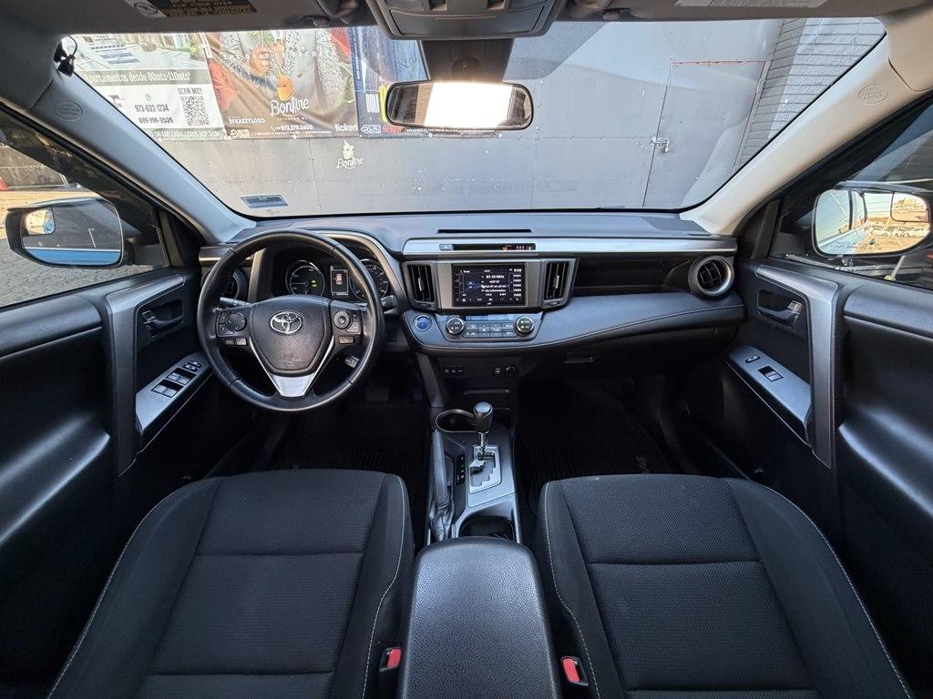Toyota RAV4 Hybrid  2017