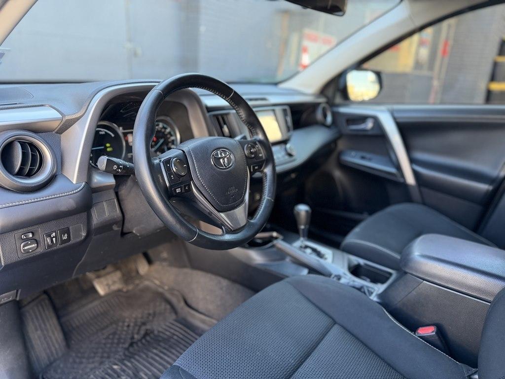 Toyota RAV4 Hybrid  2017