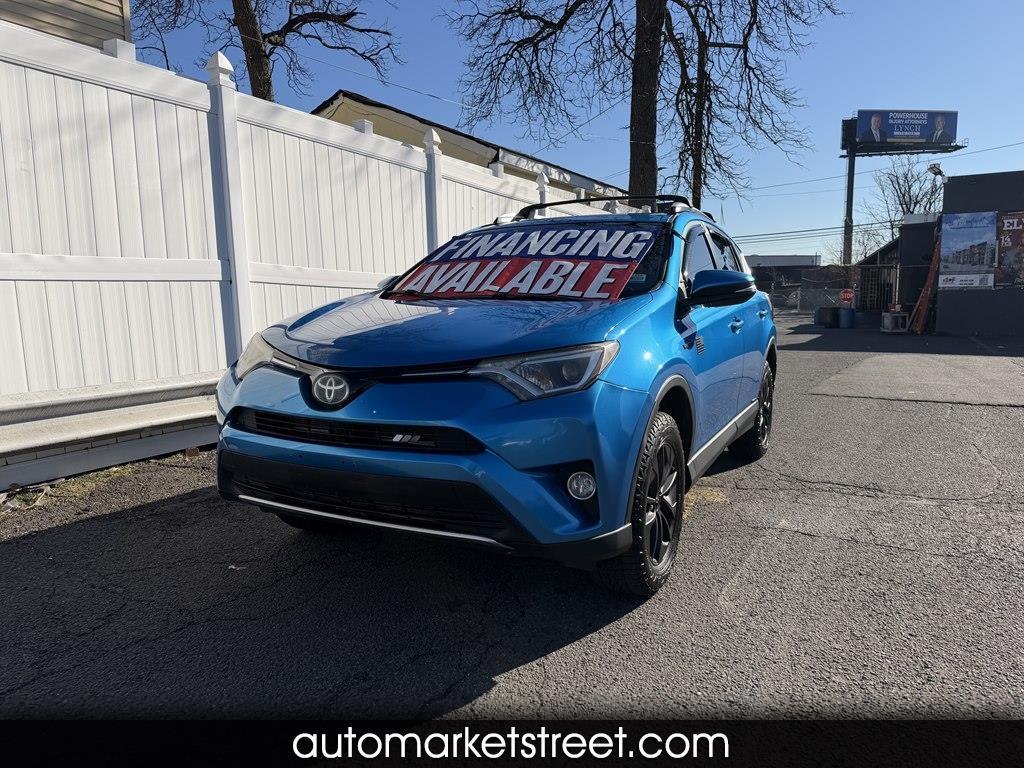 2017 Toyota RAV4 Hybrid XLE HYBRID