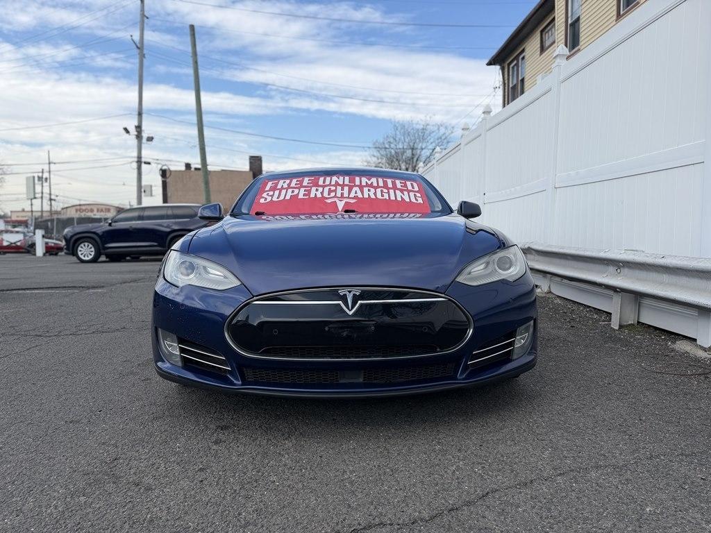Tesla Model S  2015