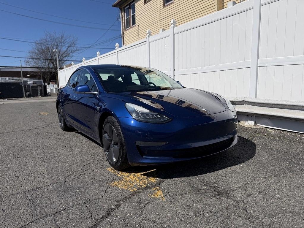 Tesla Model 3  2019