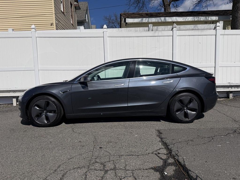 Tesla Model 3  2018