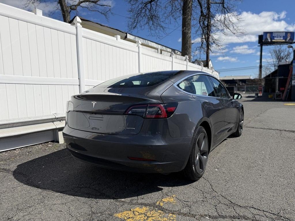 Tesla Model 3  2018