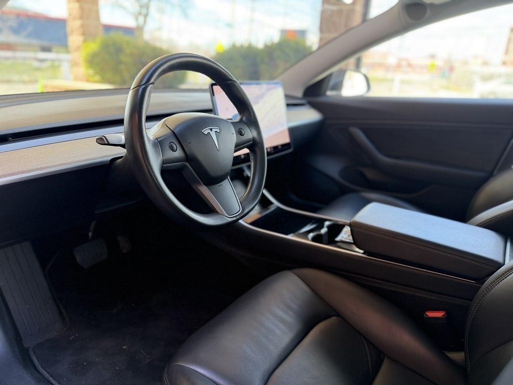 Tesla Model 3  2018
