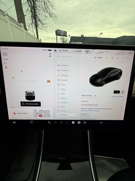 Tesla Model 3  2019