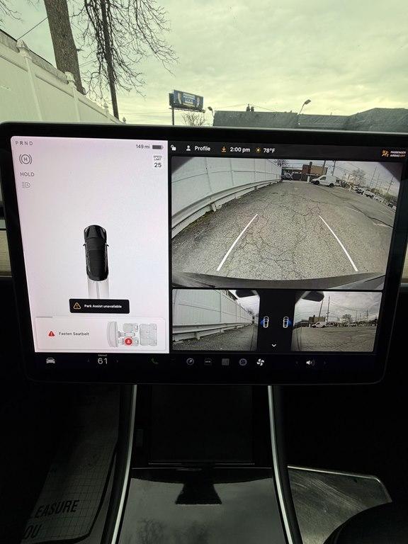 Tesla Model 3  2019