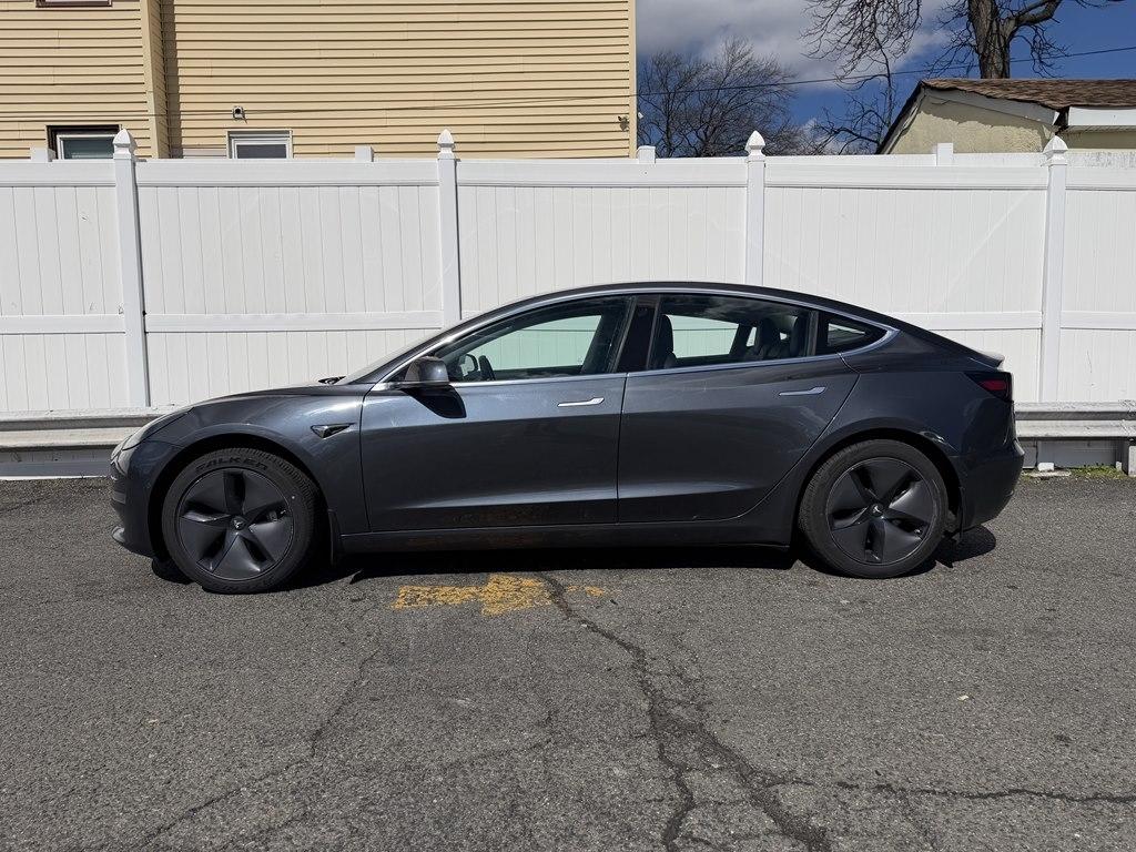 Tesla Model 3  2018