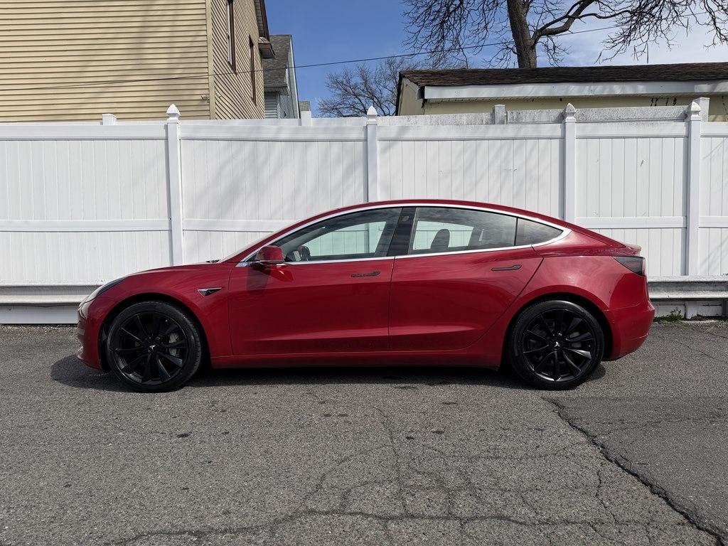 Tesla Model 3  2018