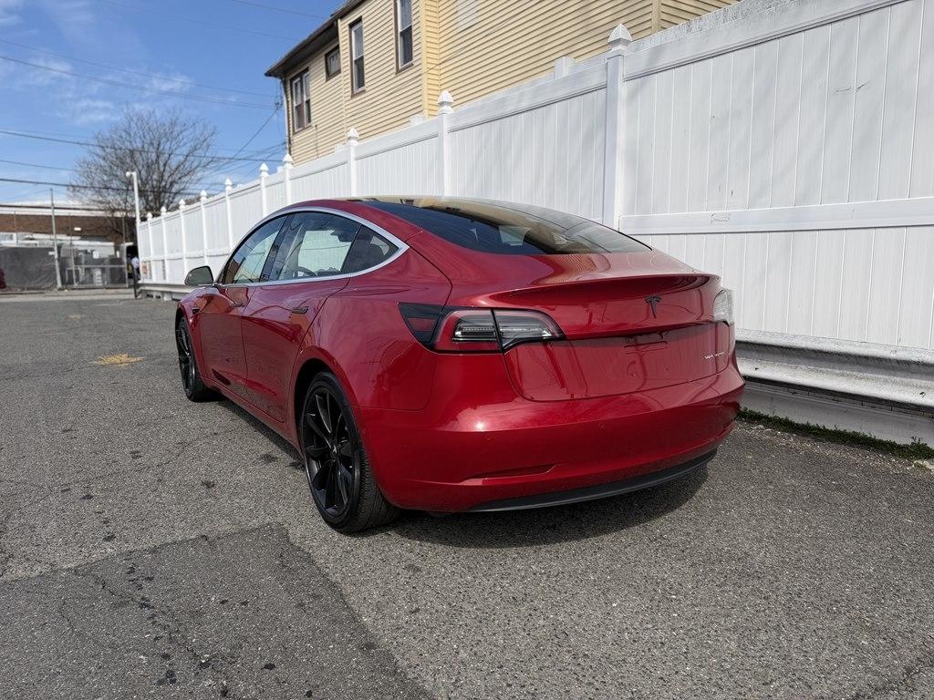 Tesla Model 3  2018