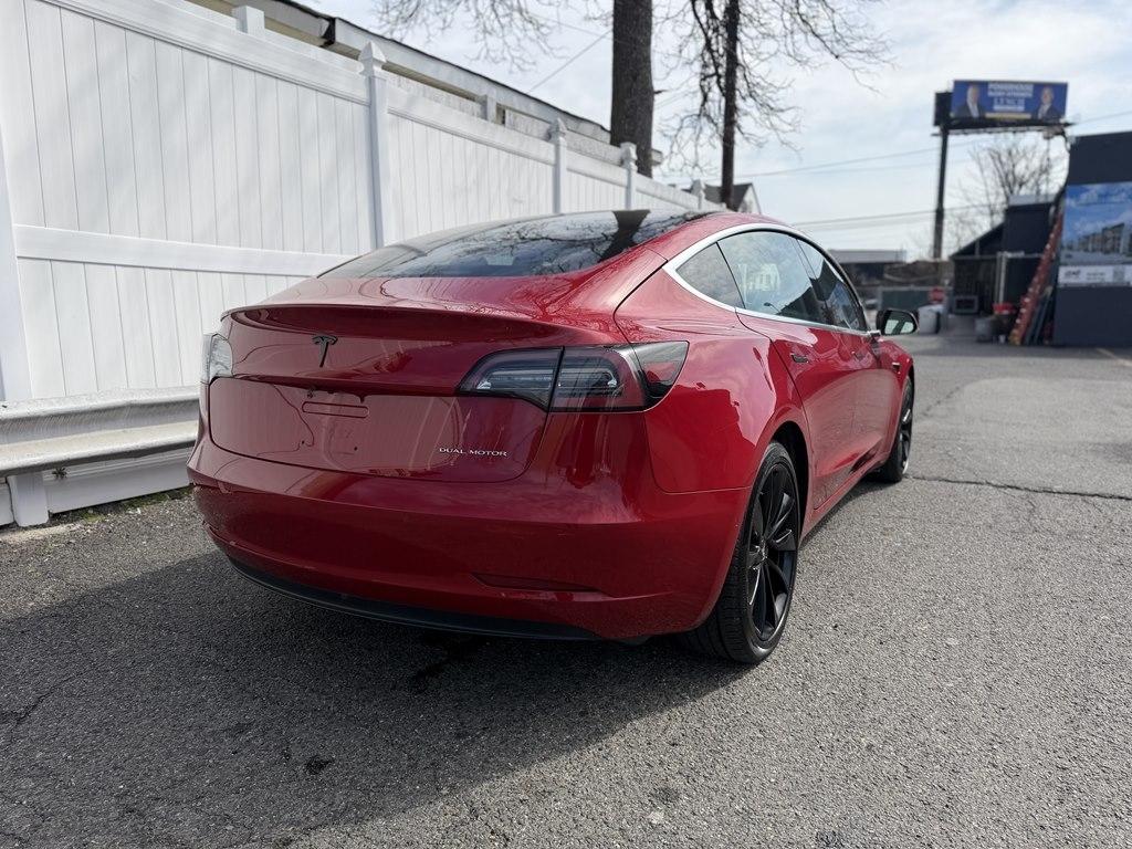 Tesla Model 3  2018