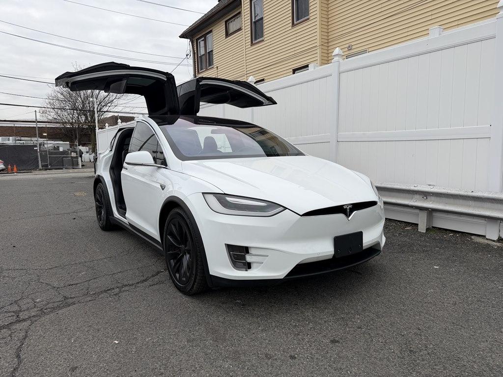Tesla Model X  2016