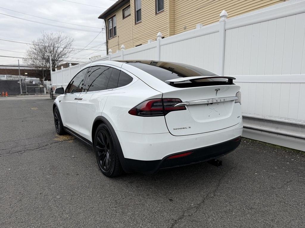 Tesla Model X  2016