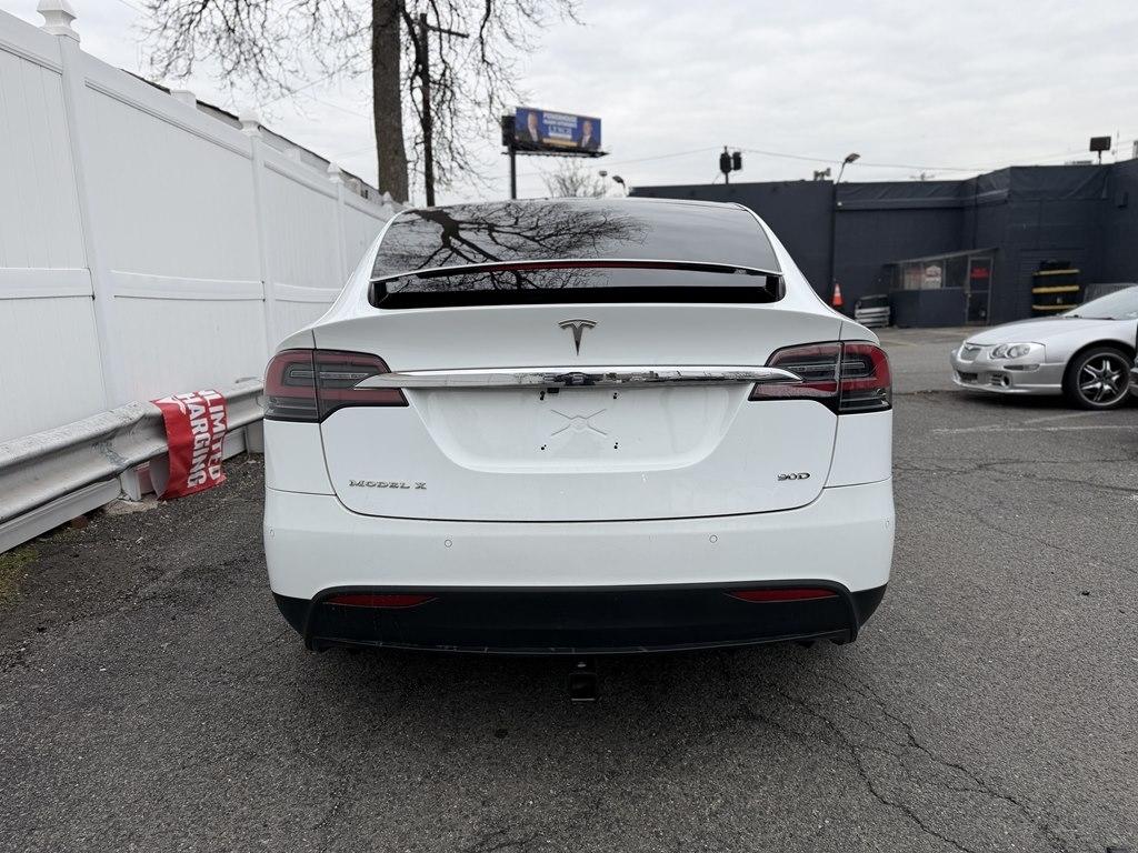 Tesla Model X  2016