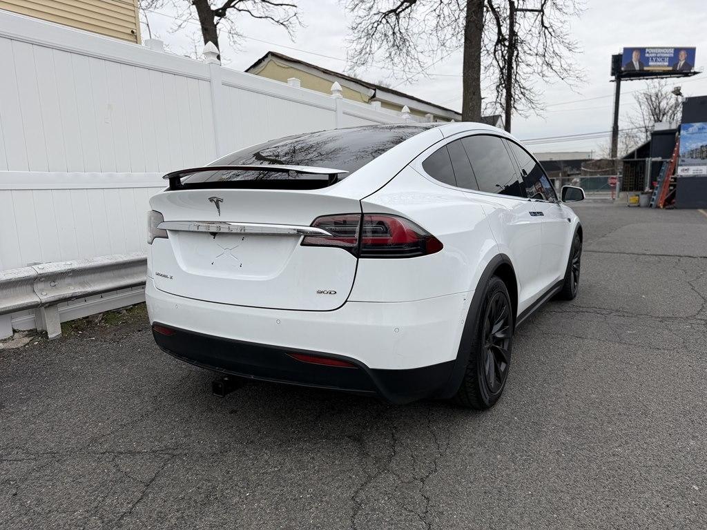 Tesla Model X  2016