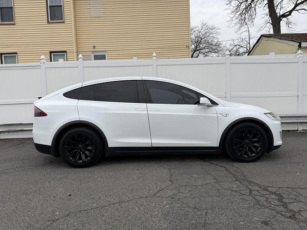 Tesla Model X  2016