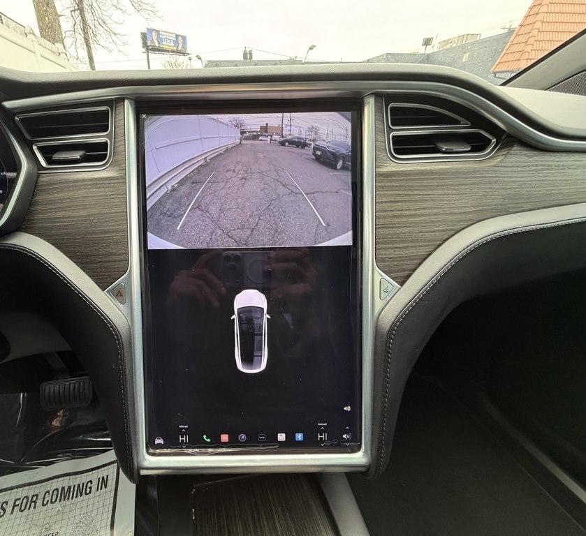 Tesla Model X  2016