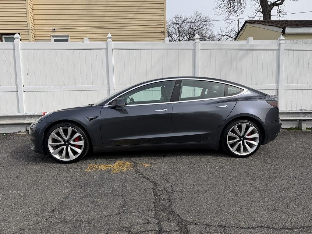 Tesla Model 3  2018