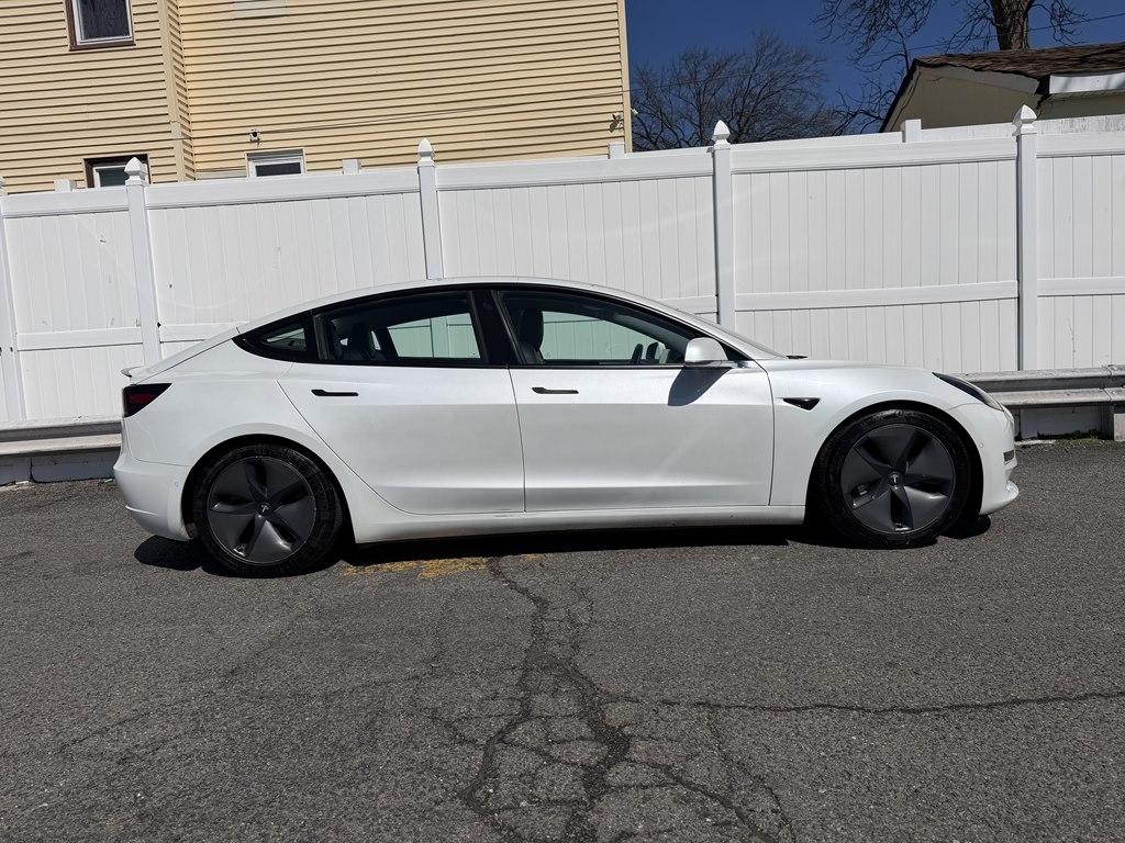Tesla Model 3  2020