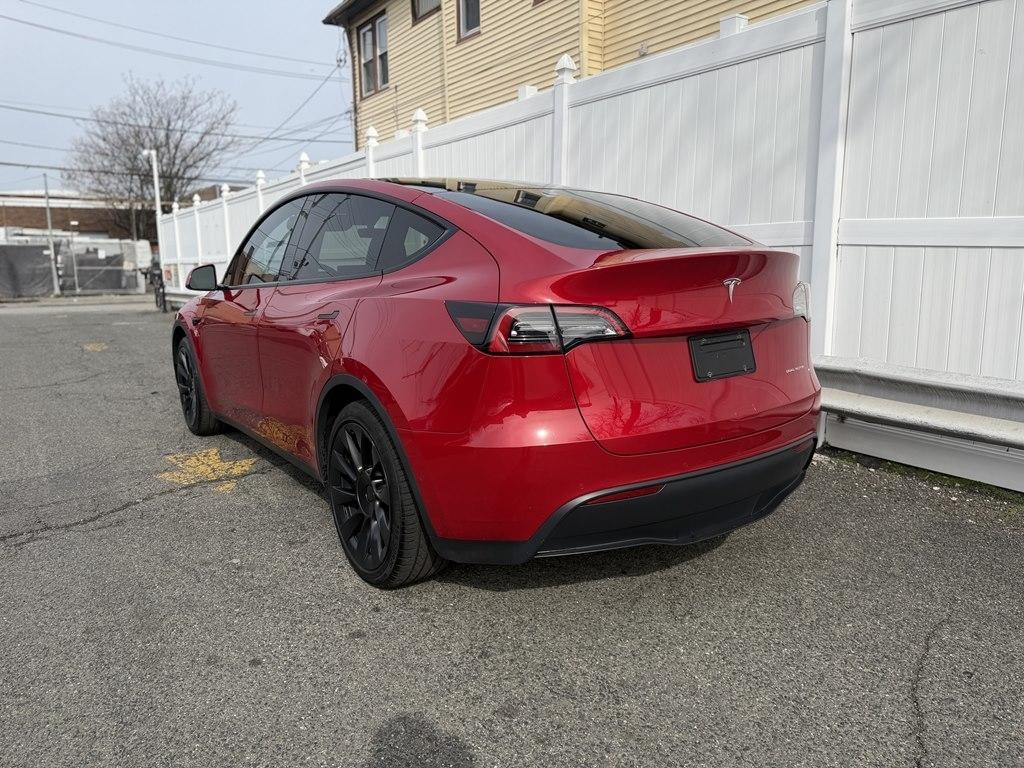 Tesla Model Y  2021