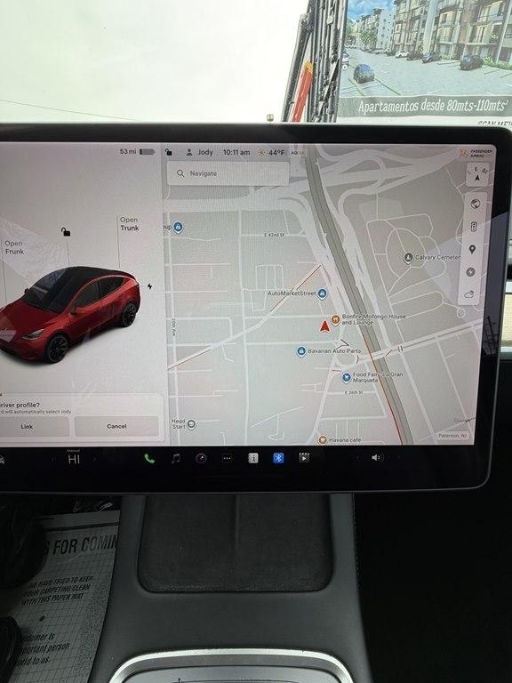 Tesla Model Y  2021