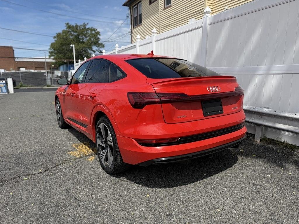 Audi e-tron Sportback  2021