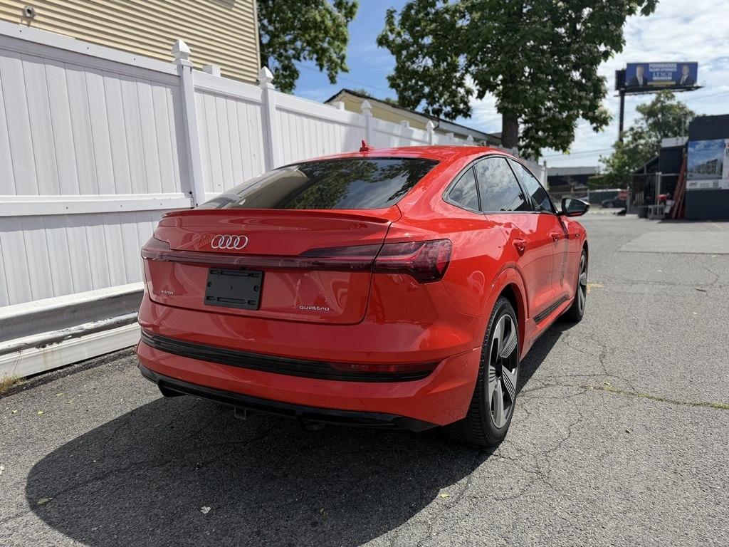 Audi e-tron Sportback  2021