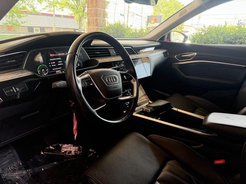 Audi e-tron Sportback  2021