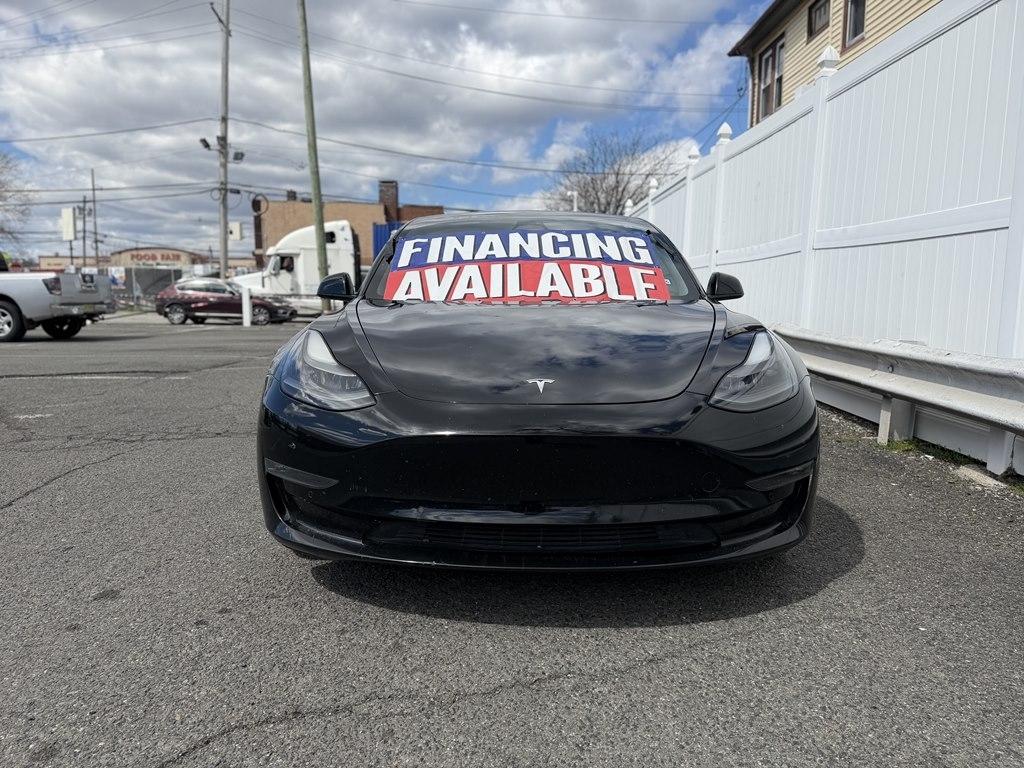 Tesla Model 3  2021