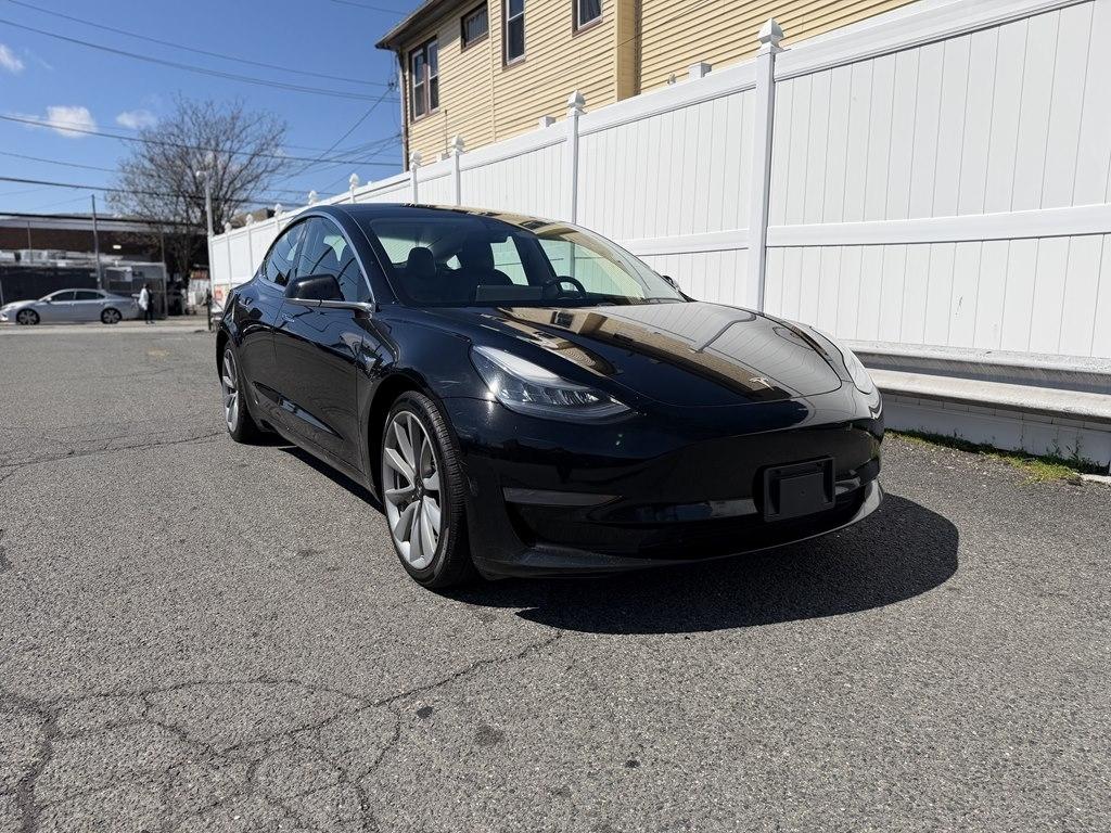 Tesla Model 3  2020