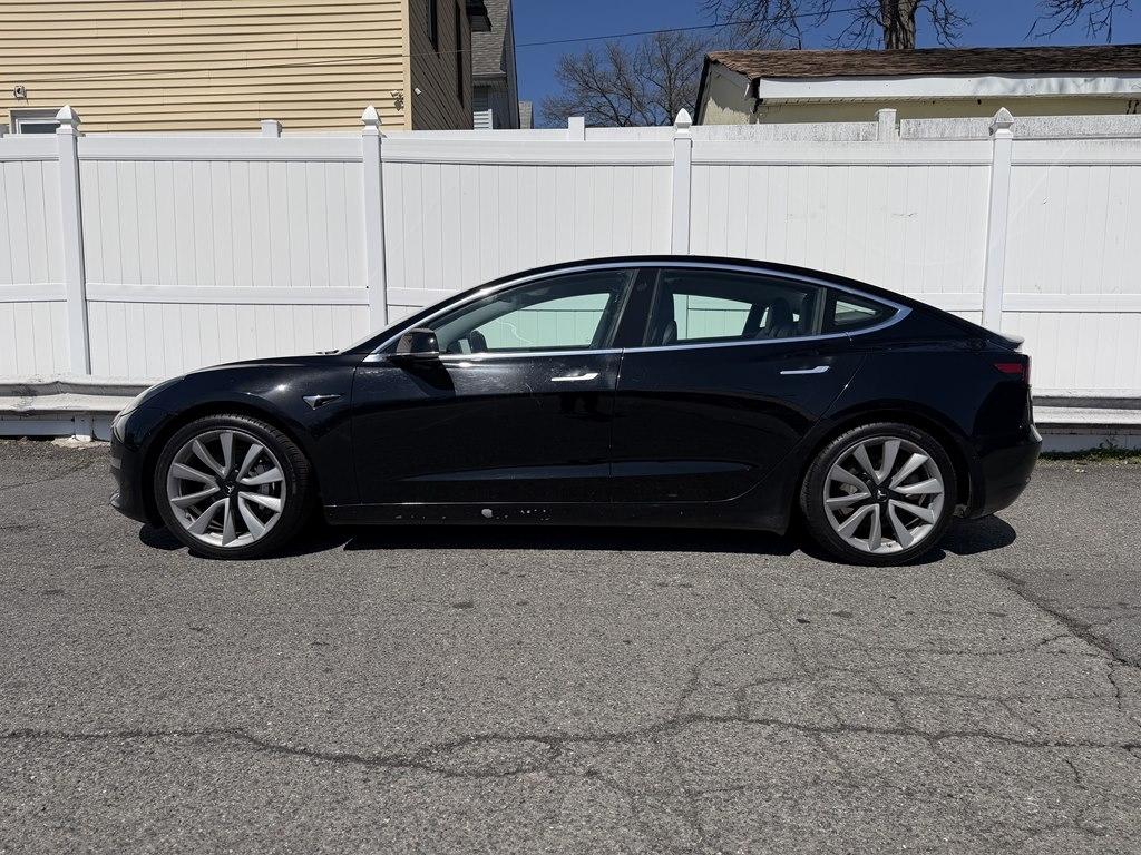 Tesla Model 3  2020