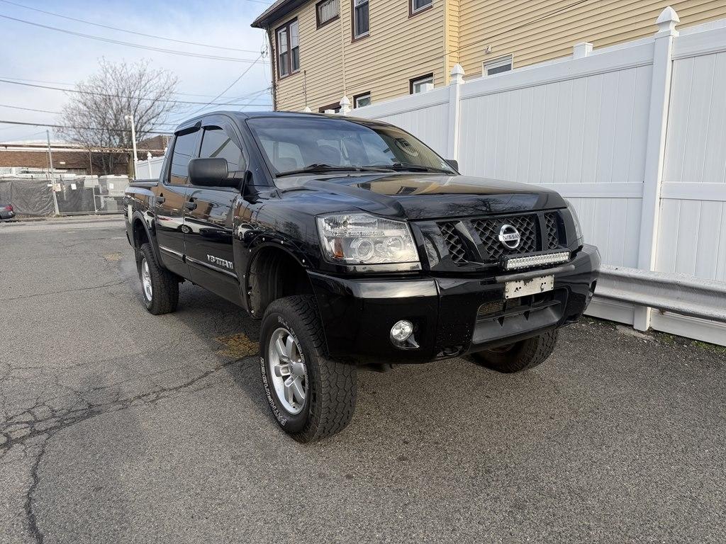 Nissan Titan  2010