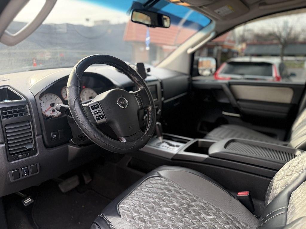 Nissan Titan  2010