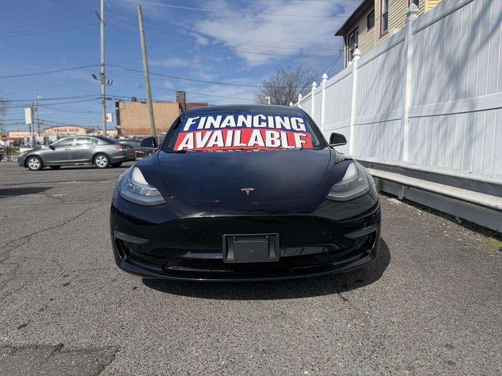 Tesla Model 3  2018