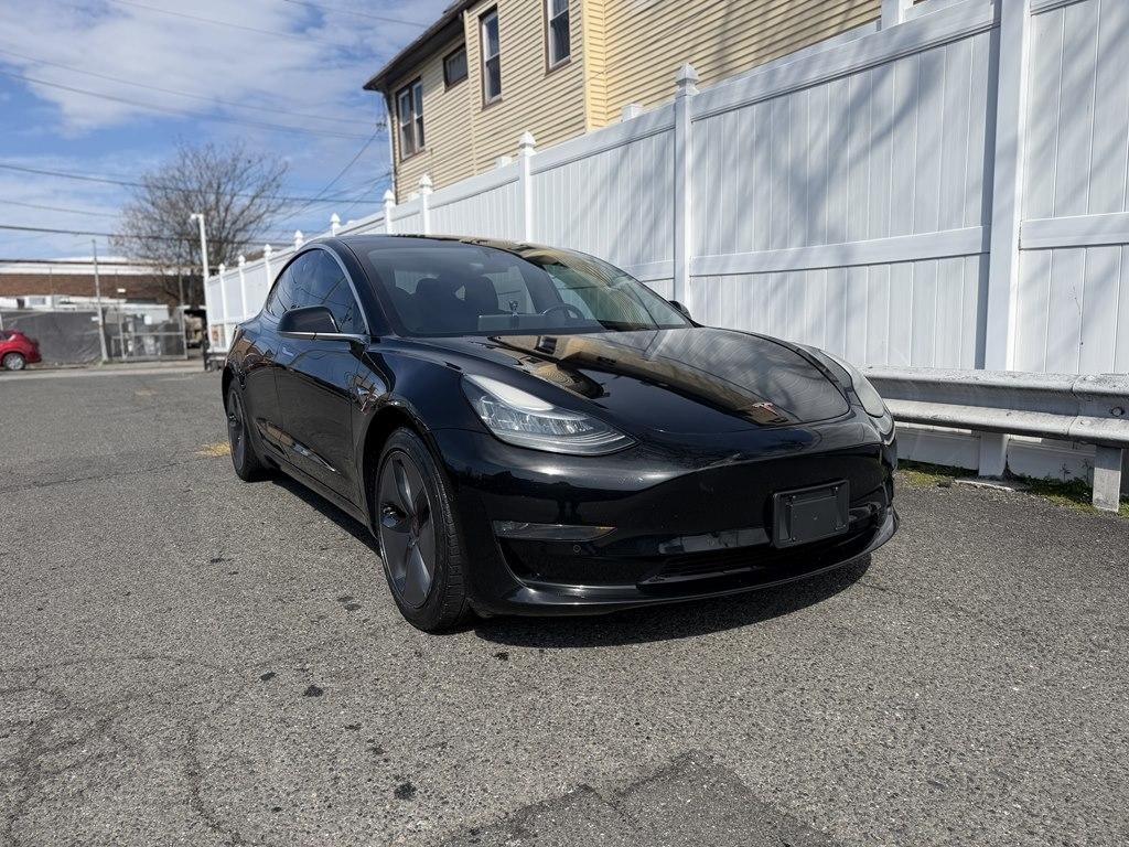 Tesla Model 3  2018