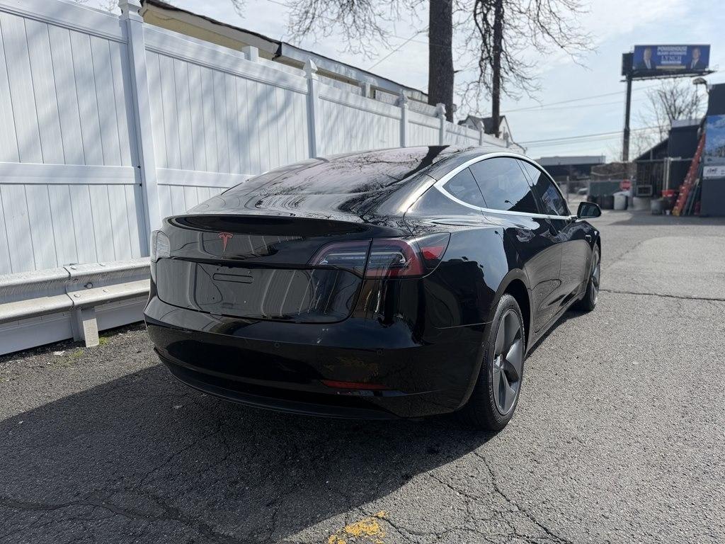 Tesla Model 3  2018