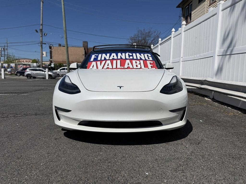 Tesla Model 3  2021